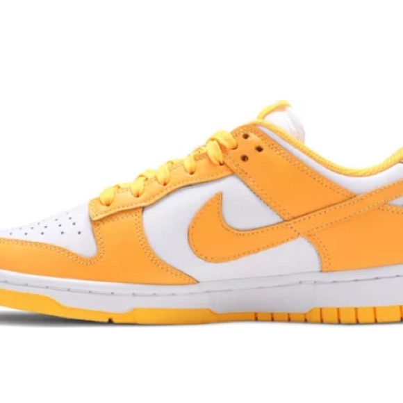 2021 Wmns Dunk Low 'Laser Orange' - Picture 1 of 7